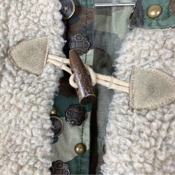 Free People | Tan Sherpa Camouflage Snap Toggle Coat S - Picture 3 of 9